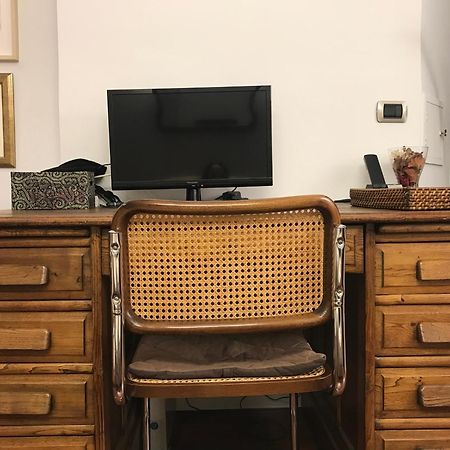 Habitacion Grande Y Confortable Con Bano Privado Junto A Guggenheim Bilbao Ngoại thất bức ảnh