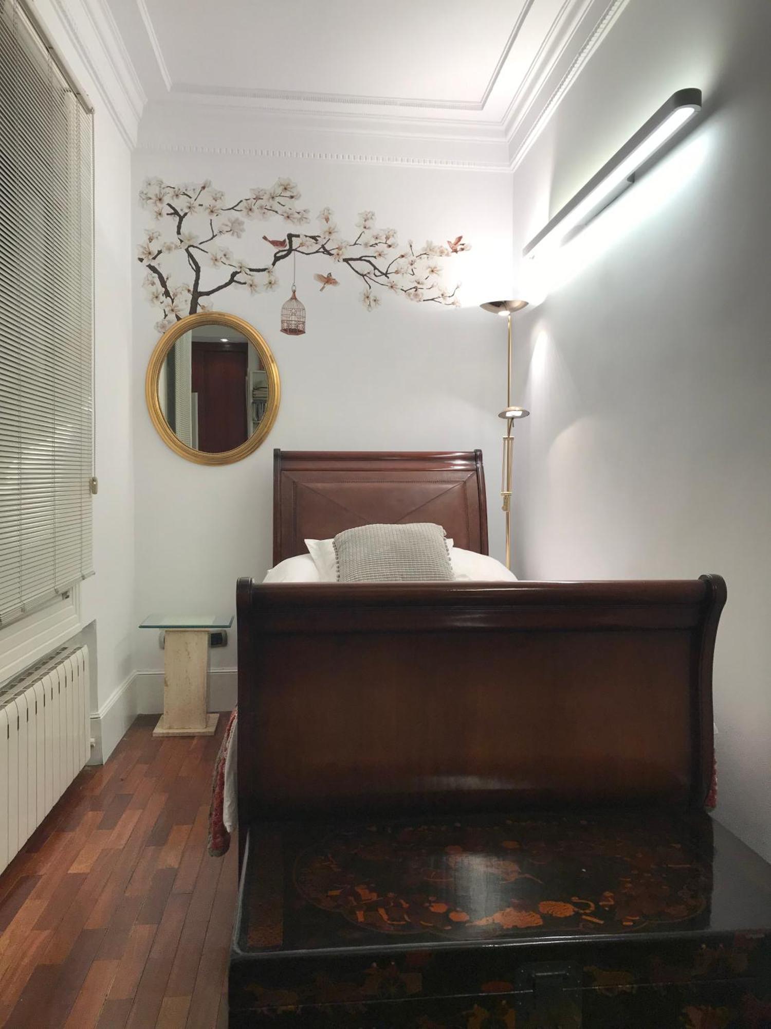 Habitacion Grande Y Confortable Con Bano Privado Junto A Guggenheim Bilbao Ngoại thất bức ảnh